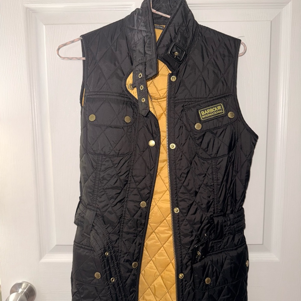 Barbour Women's Black and Gold Quilted Vest
